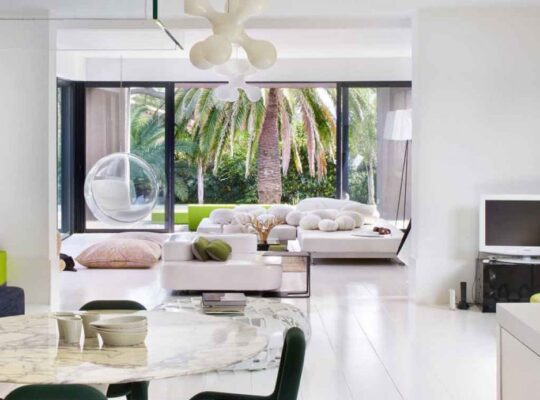 Luxury 4-Bedroom Private Villa in Andalusia
